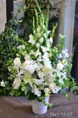 画像2: Funeral Flower 花材はお任せ〜季節のお花で上品に仕上げます〜 (2)
