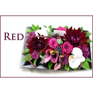 画像: Clearbox Red　花材はお任せ〜季節のお花で上品に仕上げます〜